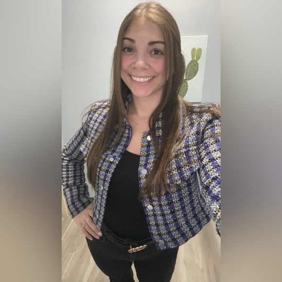 Meet your Posher, Lizzy - Picture 5 of 6